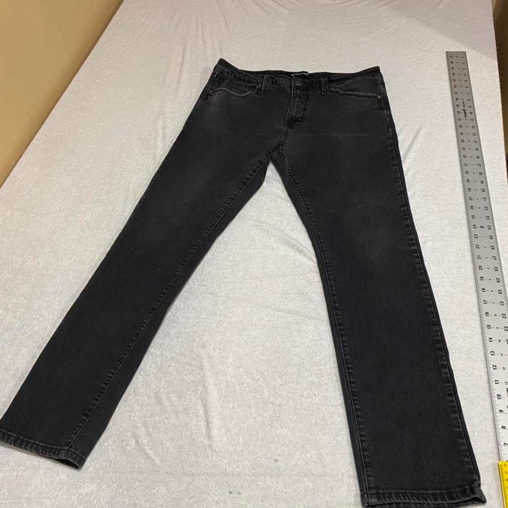 Jackson & Driggs Black men jean pants straight 34X32. SKU220
